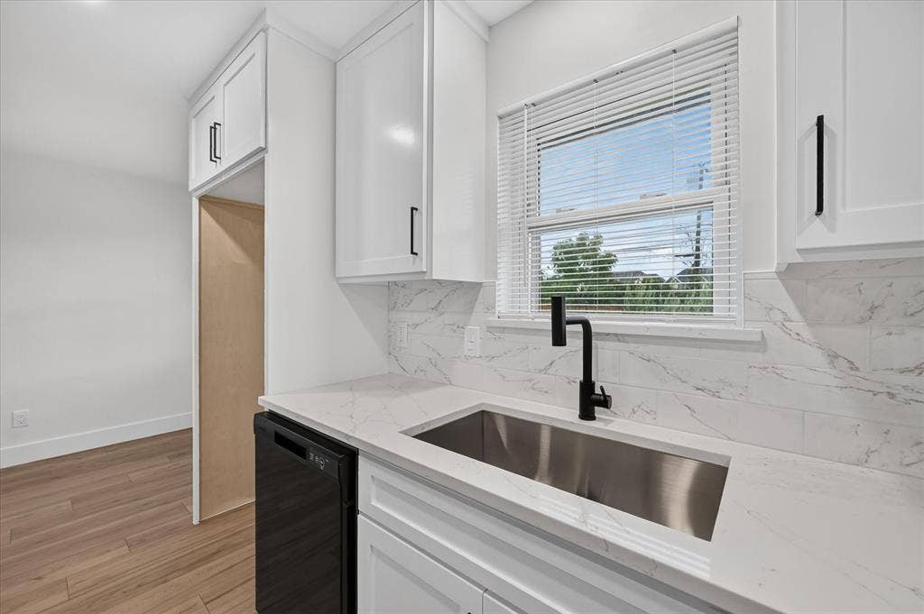 902 Ridgefield Drive, Plano, TX 75075 902 Ridgefield Drive, Plano, TX 75075