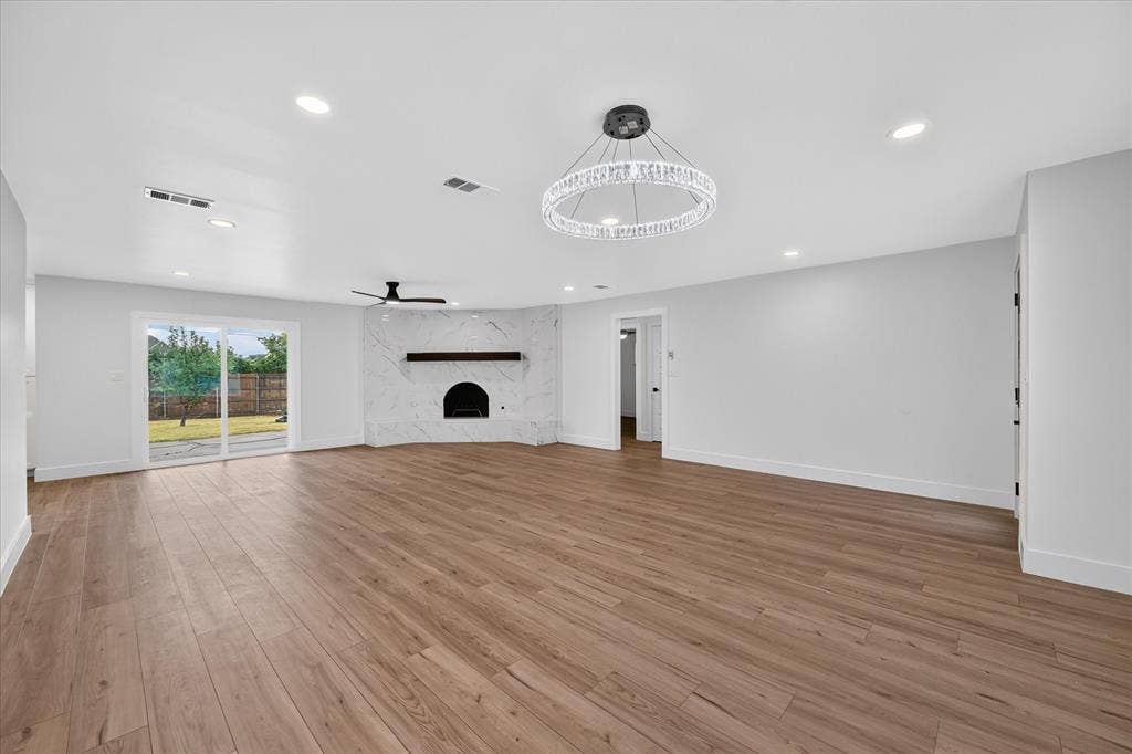 902 Ridgefield Drive, Plano, TX 75075 902 Ridgefield Drive, Plano, TX 75075