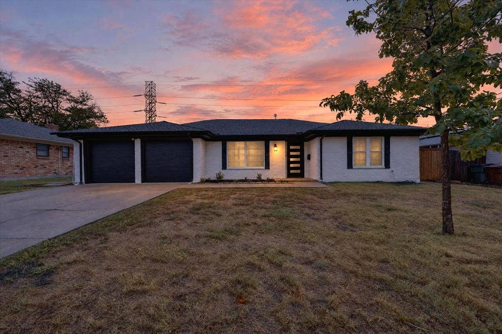 902 Ridgefield Drive, Plano, TX 75075 902 Ridgefield Drive, Plano, TX 75075