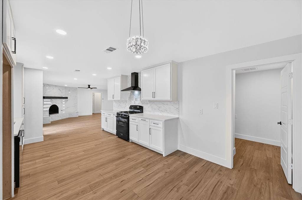 902 Ridgefield Drive, Plano, TX 75075 902 Ridgefield Drive, Plano, TX 75075