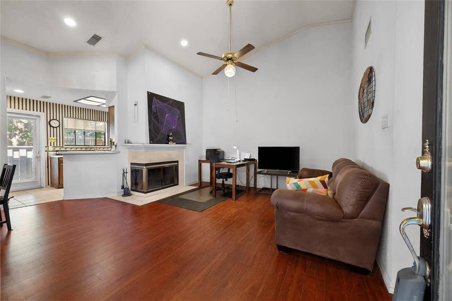 Property photo for 401 Pebble Way, #237, Arlington, TX
