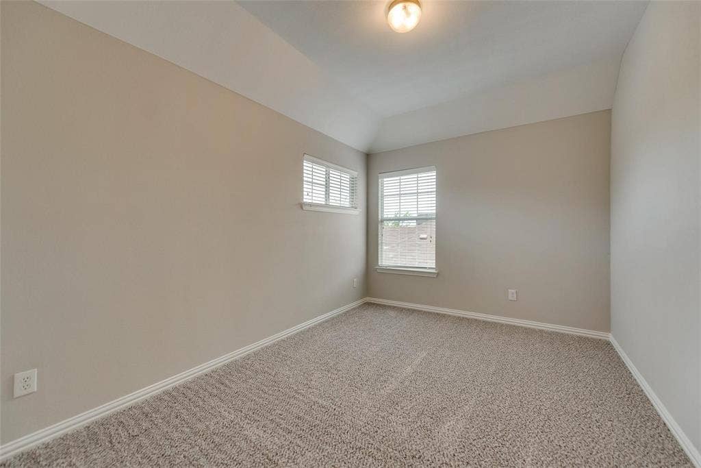 9740 Ellery Avenue, Plano, TX 75025 9740 Ellery Avenue, Plano, TX 75025