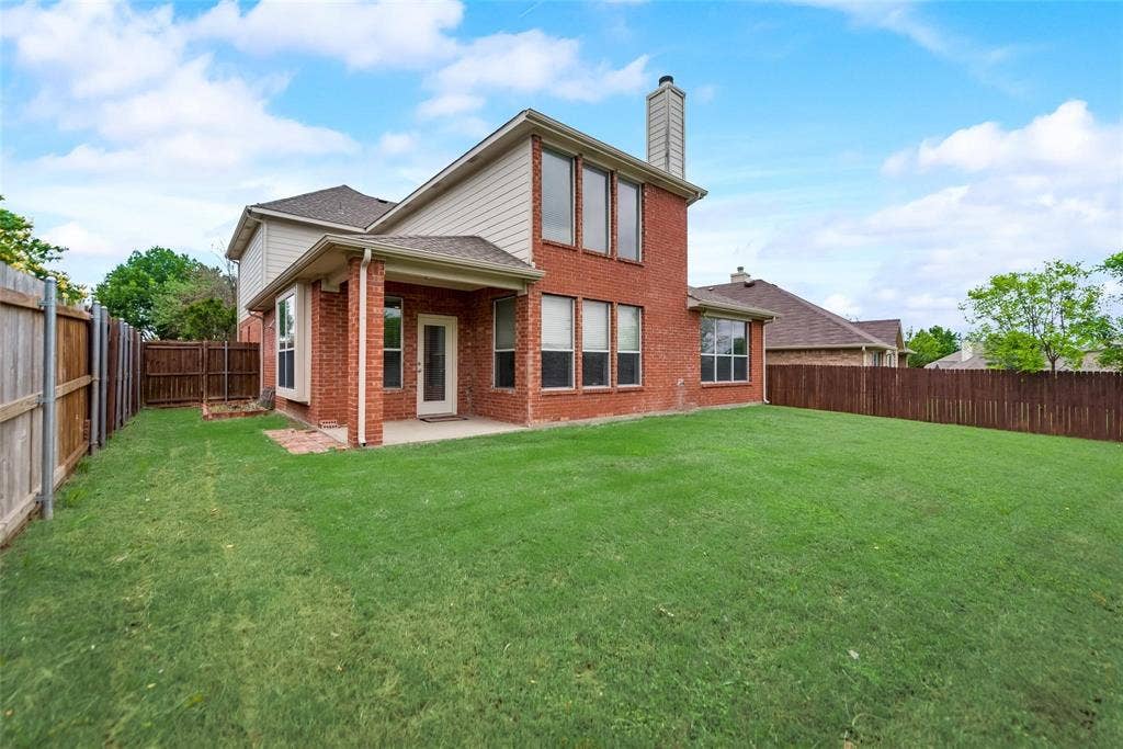9740 Ellery Avenue, Plano, TX 75025 9740 Ellery Avenue, Plano, TX 75025