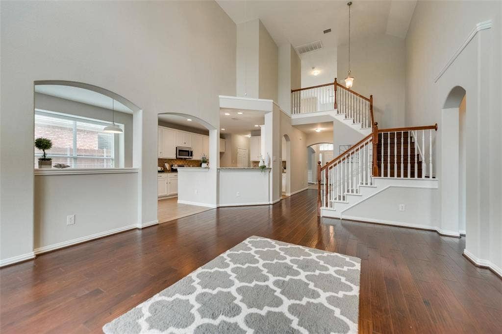 9740 Ellery Avenue, Plano, TX 75025 9740 Ellery Avenue, Plano, TX 75025