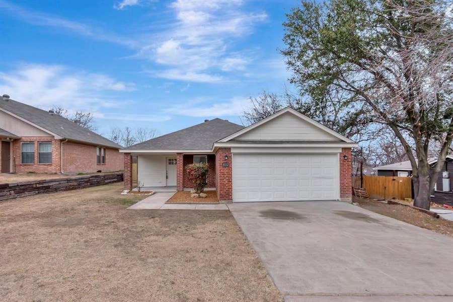 Property photo for 8112 Arbor Avenue, Fort Worth, TX