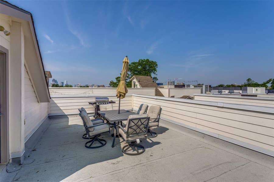 Property photo for 1932 Landon Lane, Dallas, TX