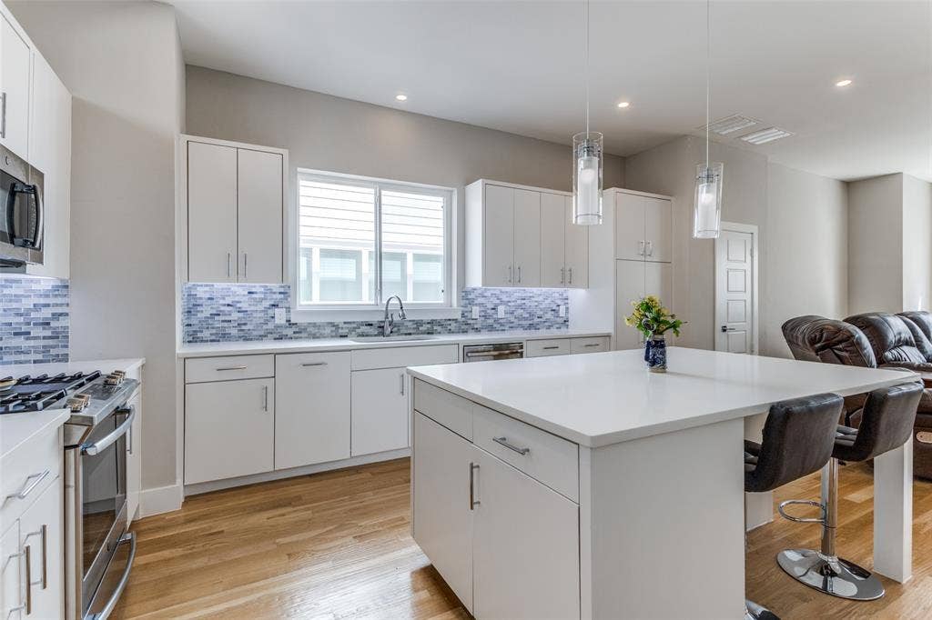 1932 Landon Lane, Dallas, TX 75204 1932 Landon Lane, Dallas, TX 75204