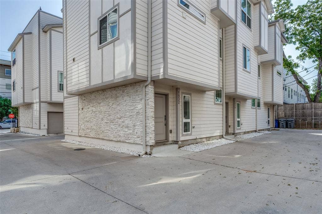 1932 Landon Lane, Dallas, TX 75204 1932 Landon Lane, Dallas, TX 75204