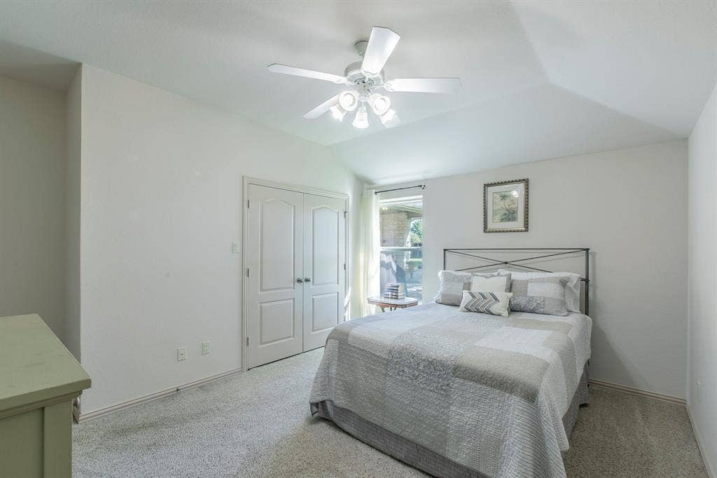 120 Crestbrook Court, Midlothian, TX 76065 120 Crestbrook Court, Midlothian, TX 76065