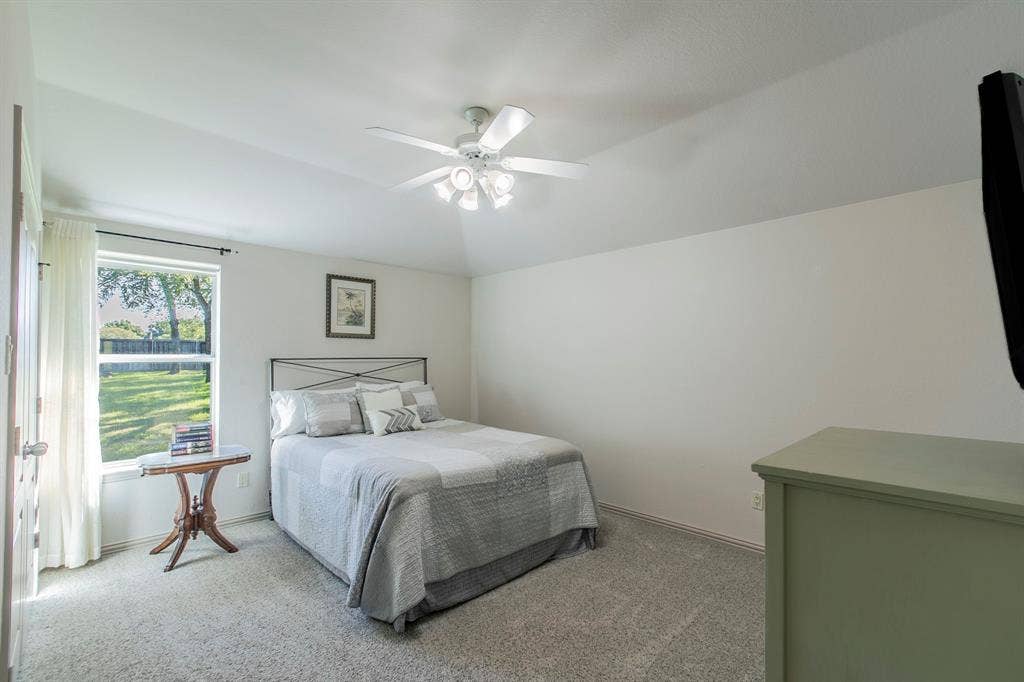 120 Crestbrook Court, Midlothian, TX 76065 120 Crestbrook Court, Midlothian, TX 76065