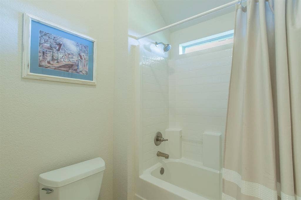 120 Crestbrook Court, Midlothian, TX 76065 120 Crestbrook Court, Midlothian, TX 76065