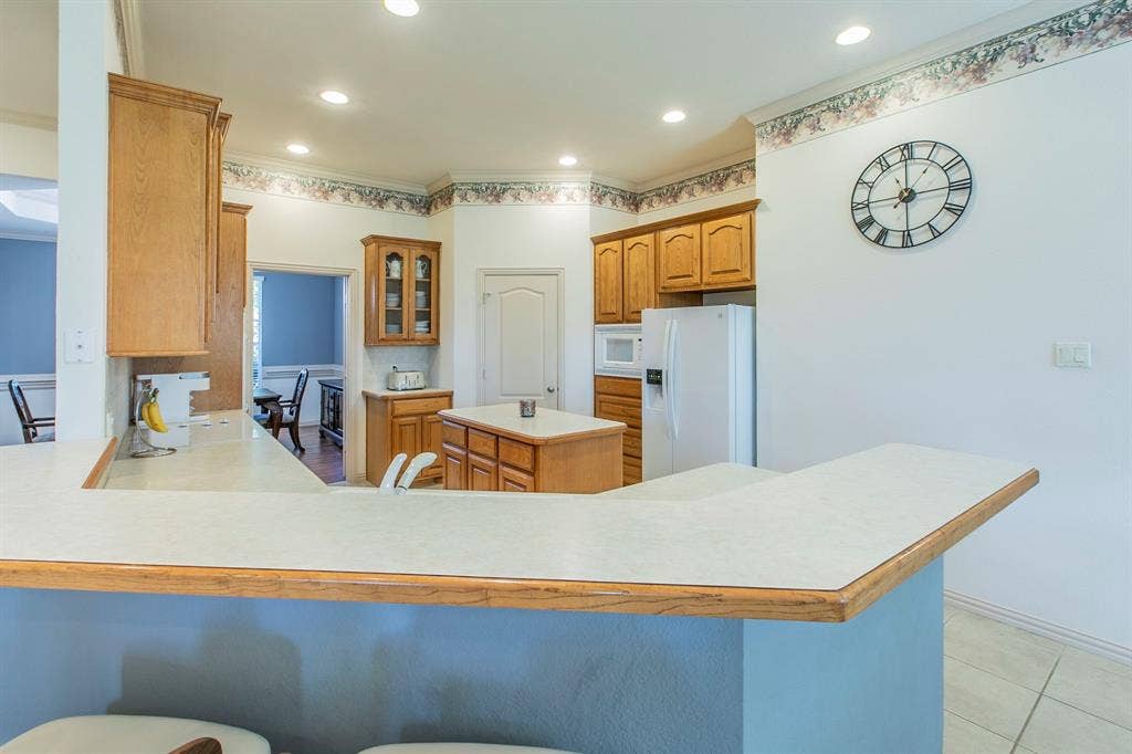 120 Crestbrook Court, Midlothian, TX 76065 120 Crestbrook Court, Midlothian, TX 76065