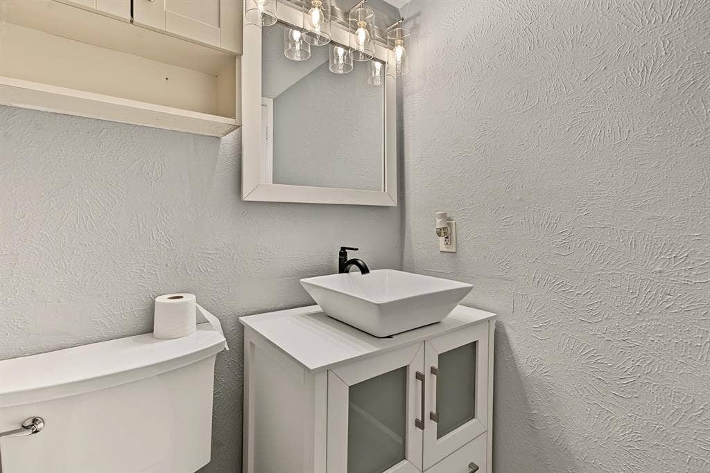 4716 Kyle Drive, Balch Springs, TX 75180