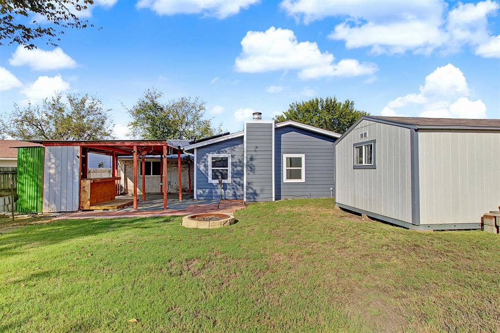 4716 Kyle Drive, Balch Springs, TX 75180