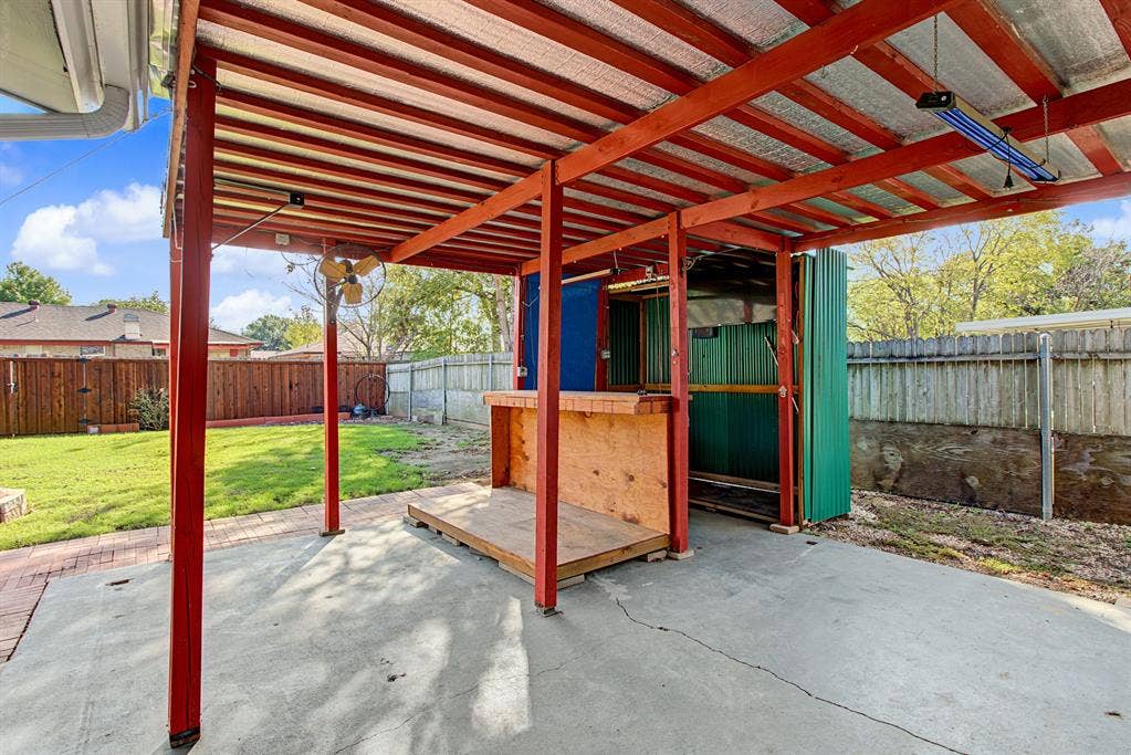 4716 Kyle Drive, Balch Springs, TX 75180