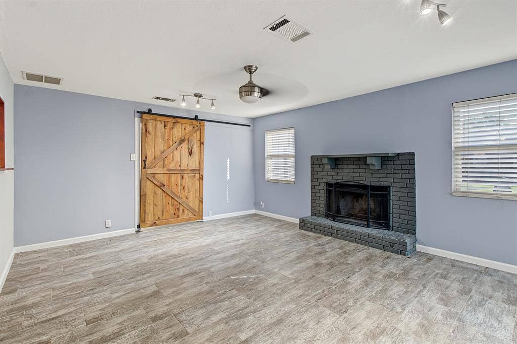 4716 Kyle Drive, Balch Springs, TX 75180