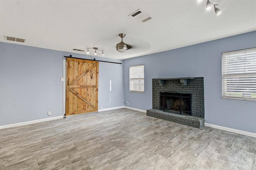 4716 Kyle Drive, Balch Springs, TX 75180