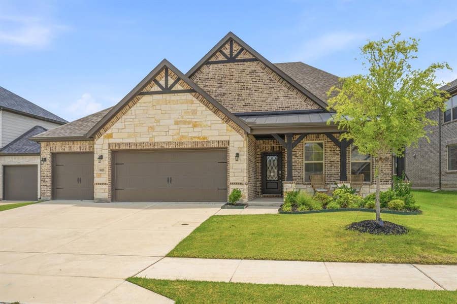 Property photo for 905 Bluebell Street, Princeton, TX