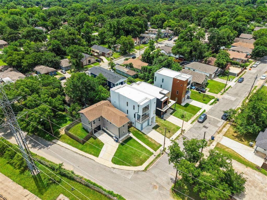 3142 Harmon Street, Dallas, TX 75215 3142 Harmon Street, Dallas, TX 75215