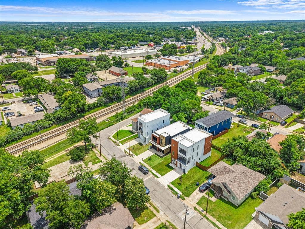 3142 Harmon Street, Dallas, TX 75215 3142 Harmon Street, Dallas, TX 75215