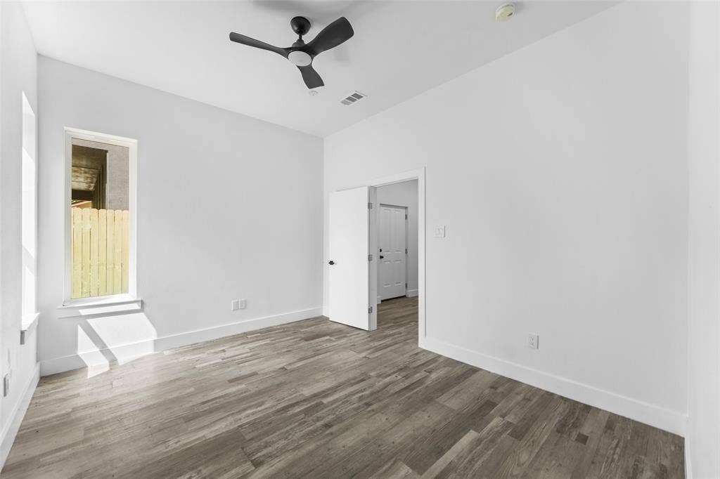 3142 Harmon Street, Dallas, TX 75215 3142 Harmon Street, Dallas, TX 75215