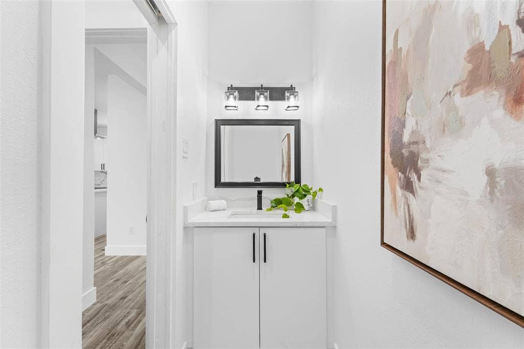3142 Harmon Street, Dallas, TX 75215 3142 Harmon Street, Dallas, TX 75215