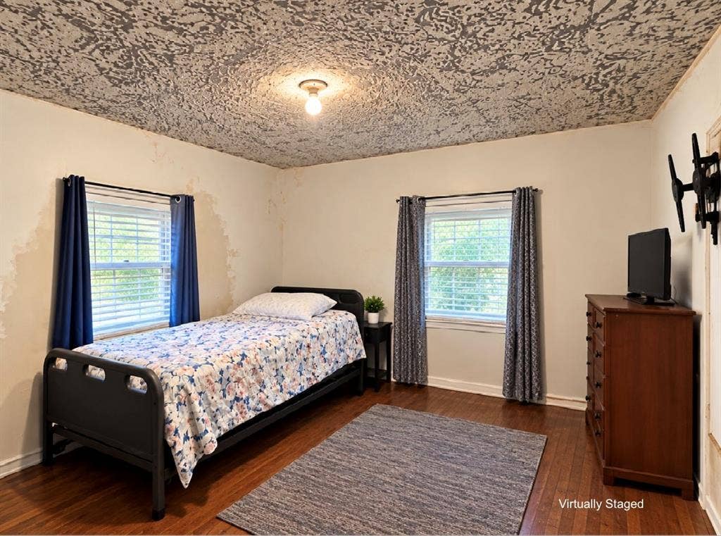 7217 Cowart Street, Houston, TX 77020 7217 Cowart Street, Houston, TX 77020