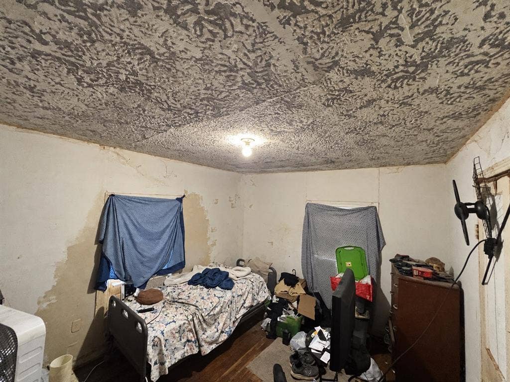7217 Cowart Street, Houston, TX 77020 7217 Cowart Street, Houston, TX 77020