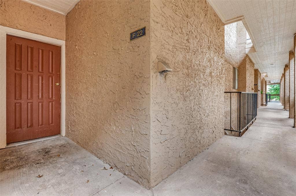 5550 SPRING VALLEY, #f22, Dallas, TX 75254
