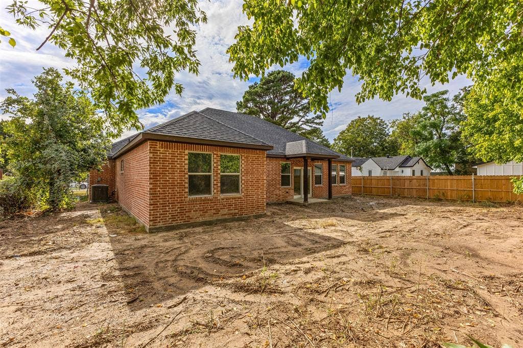 907 Howard Street, Seagoville, TX 75159 907 Howard Street, Seagoville, TX 75159