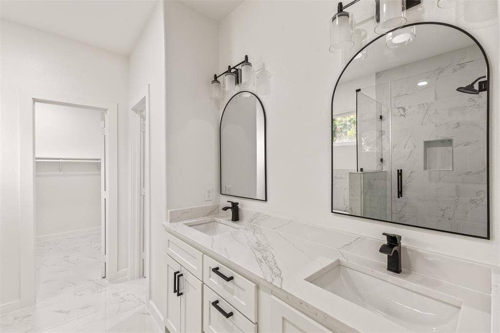 907 Howard Street, Seagoville, TX 75159 907 Howard Street, Seagoville, TX 75159