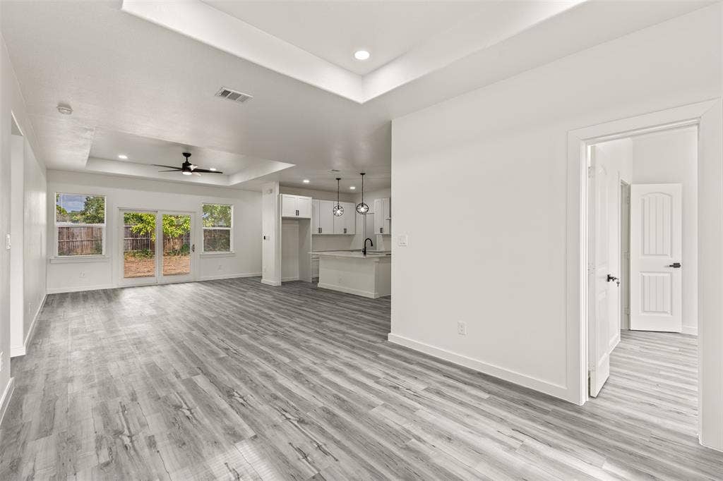 907 Howard Street, Seagoville, TX 75159 907 Howard Street, Seagoville, TX 75159