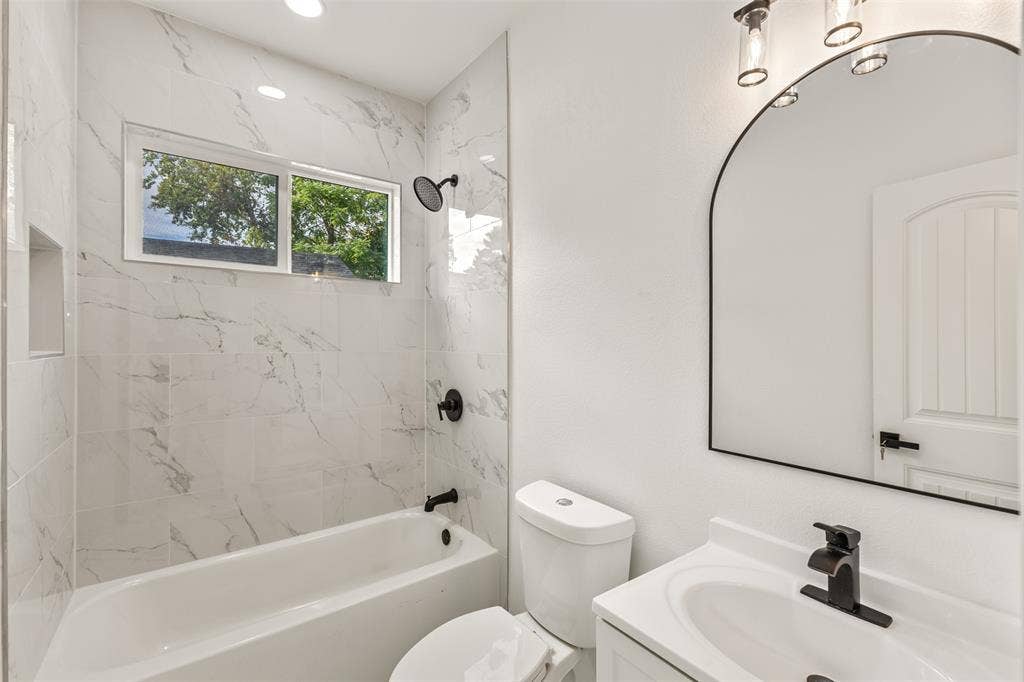 907 Howard Street, Seagoville, TX 75159 907 Howard Street, Seagoville, TX 75159
