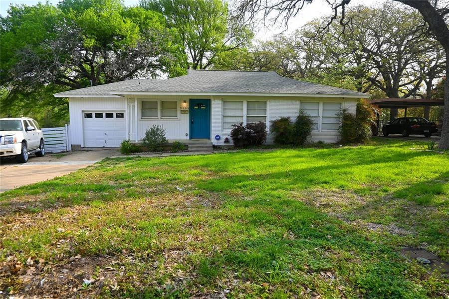 Property photo for 5133 Malinda Lane N, Fort Worth, TX