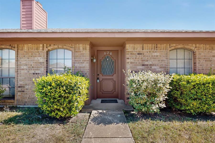 Property photo for 528 Post Oak Lane, Allen, TX