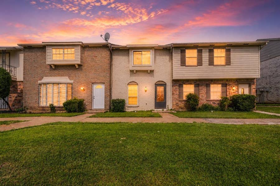 Property photo for 36 W Creek Lane, Grand Prairie, TX