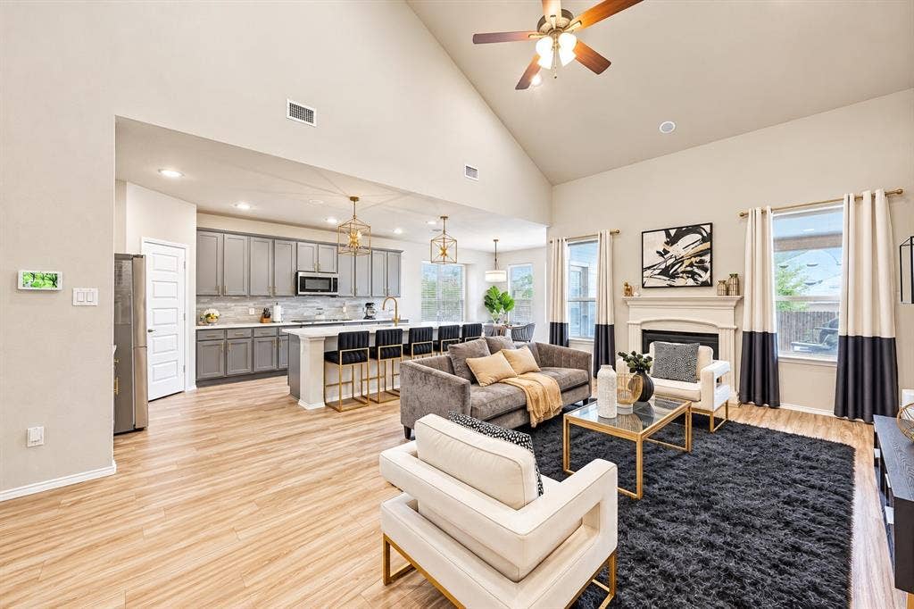 7508 Schooner Drive, Fort Worth, TX 76179 7508 Schooner Drive, Fort Worth, TX 76179
