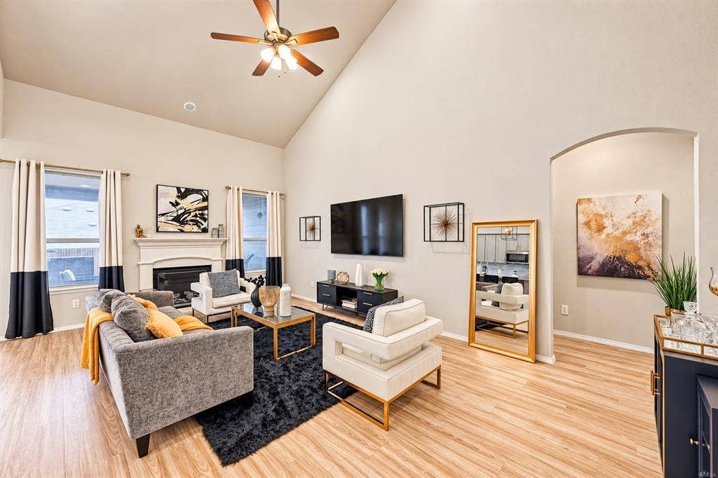 7508 Schooner Drive, Fort Worth, TX 76179 7508 Schooner Drive, Fort Worth, TX 76179