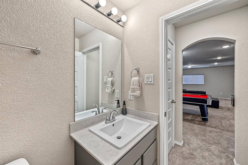 7508 Schooner Drive, Fort Worth, TX 76179 7508 Schooner Drive, Fort Worth, TX 76179