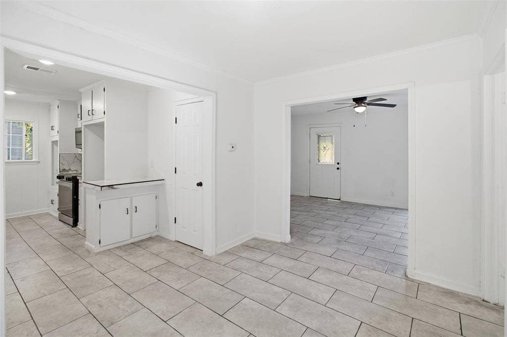 1105 Bell Drive, Greenville, TX 75401 1105 Bell Drive, Greenville, TX 75401