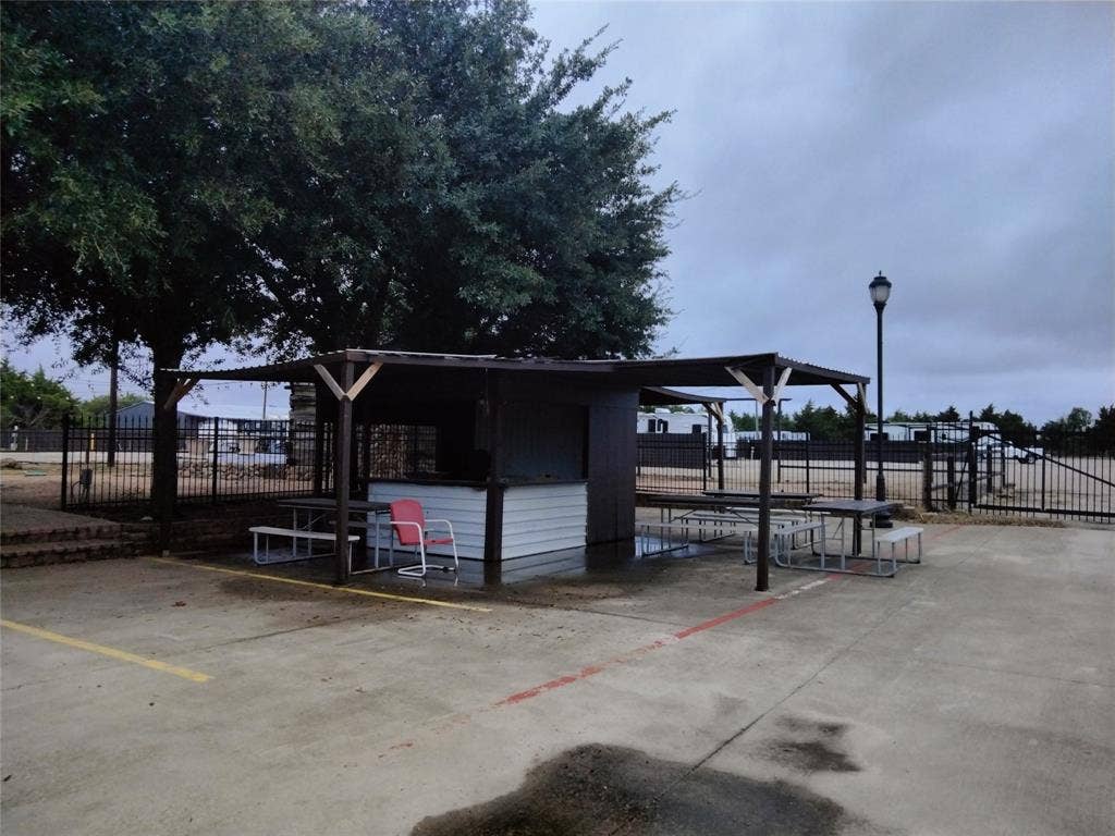 10424 County Road 1099, Princeton, TX 75407 Additional content