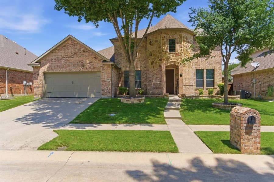 Property photo for 5308 Sandstone Lane, McKinney, TX