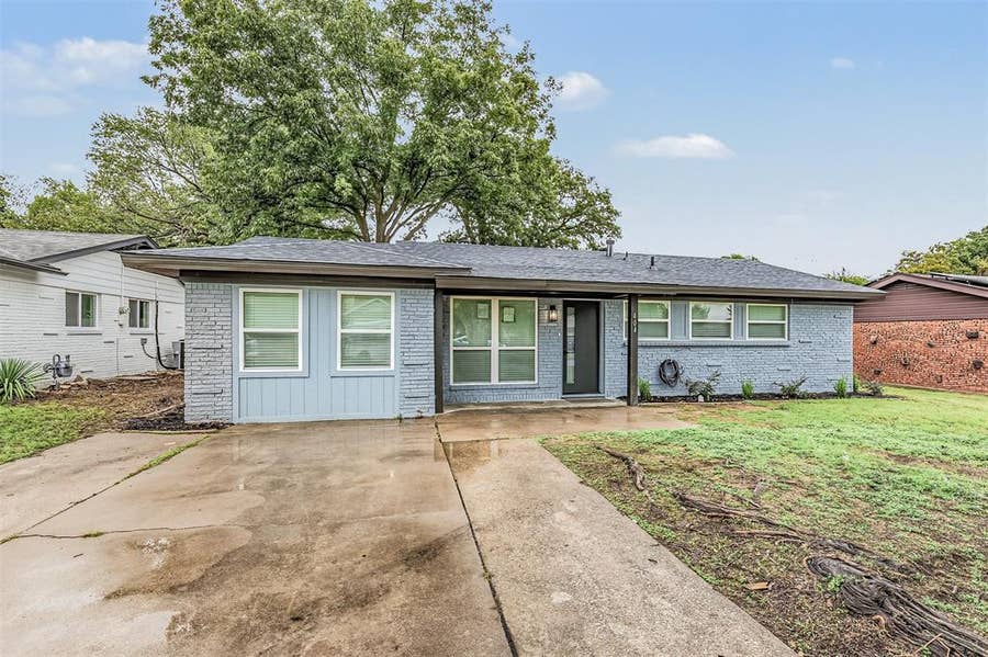 Property photo for 404 Simmons Drive, Hurst, TX