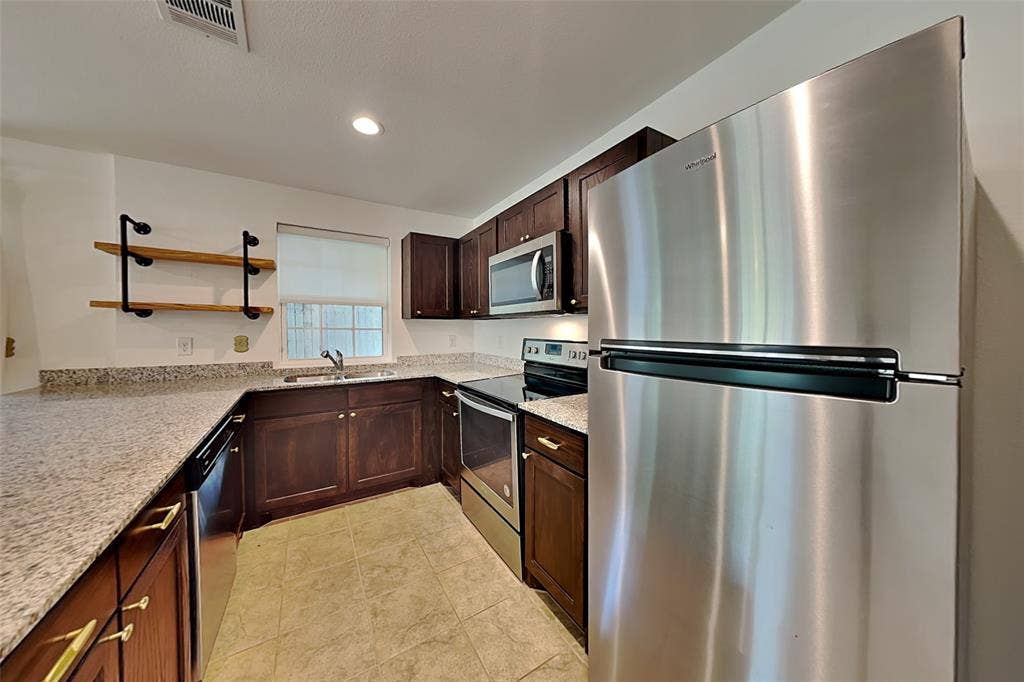 3321 Rutz Street, Dallas, TX 75212 3321 Rutz Street, Dallas, TX 75212