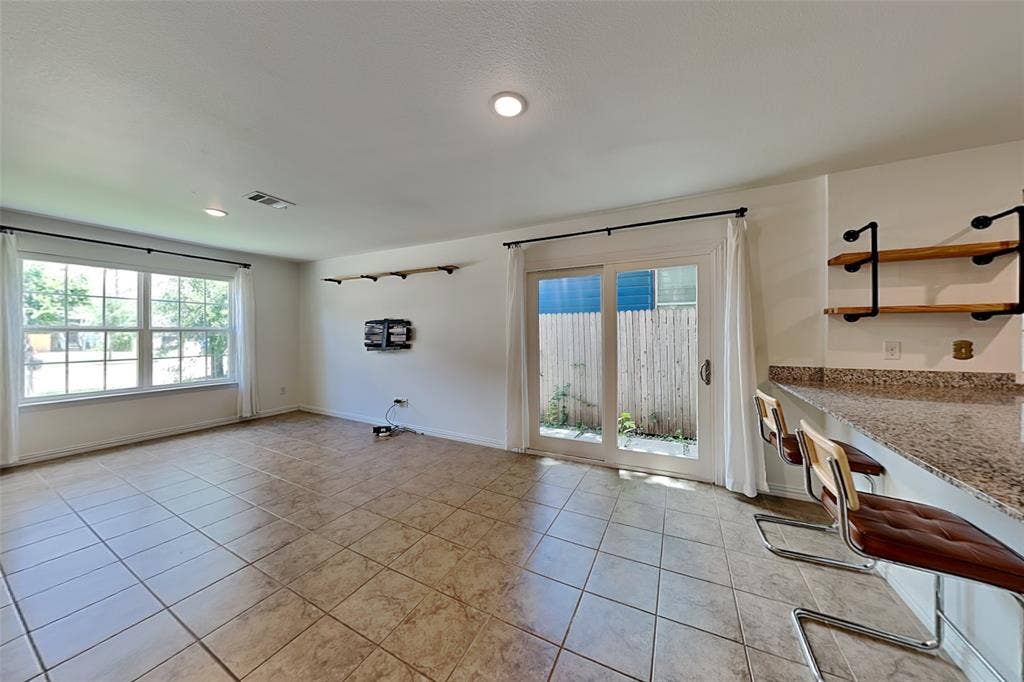 3321 Rutz Street, Dallas, TX 75212 3321 Rutz Street, Dallas, TX 75212