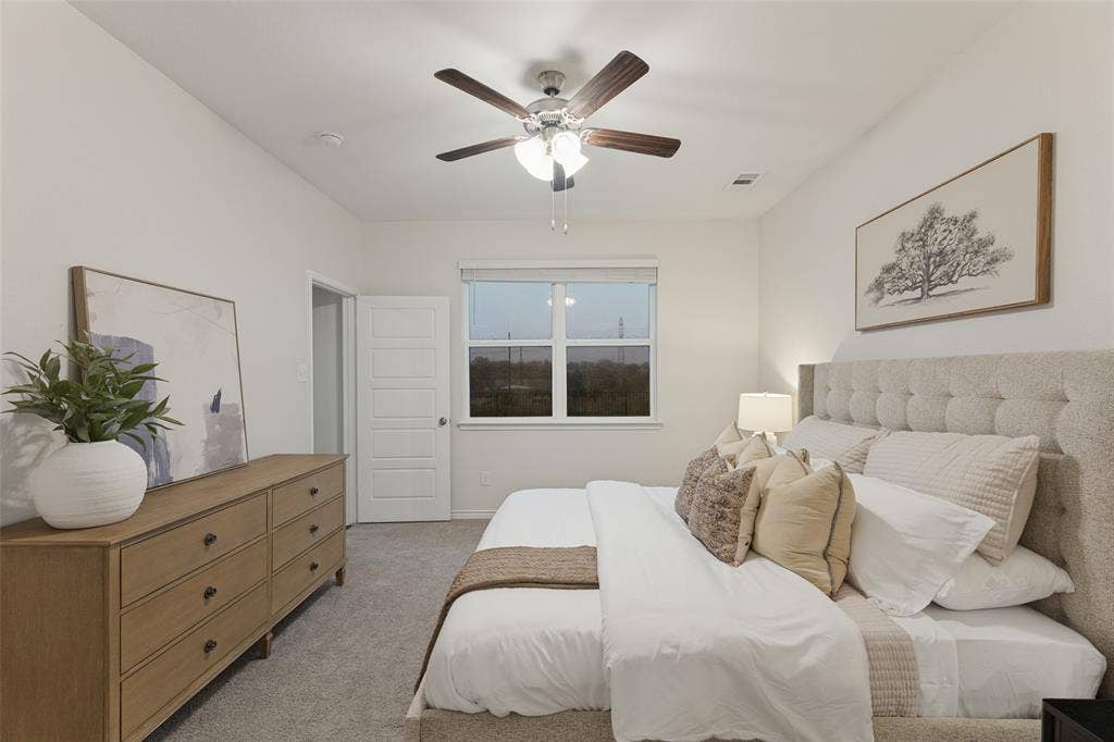 829 Jetliner Avenue, Fort Worth, TX 76131 829 Jetliner Avenue, Fort Worth, TX 76131