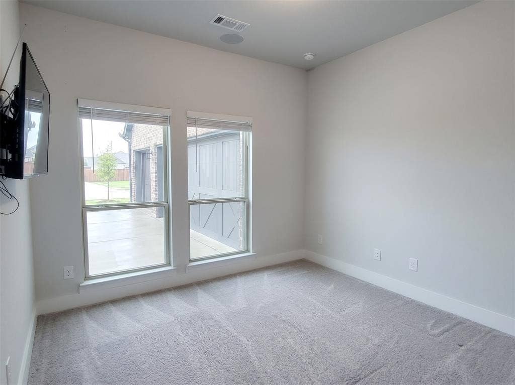 1801 Hidden Creek Drive, Midlothian, TX 76065