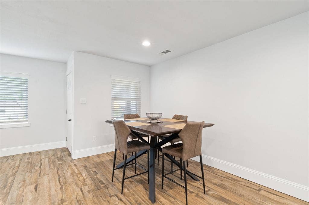 3308 Alaska Avenue, Dallas, TX 75216