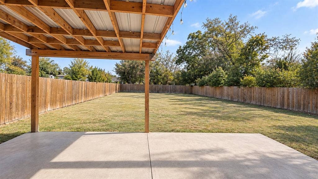 3308 Alaska Avenue, Dallas, TX 75216