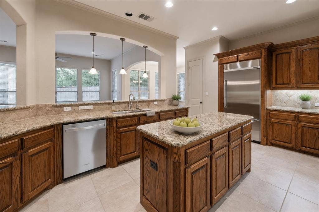 1516 Silverleaf Drive, Keller, TX 76248 1516 Silverleaf Drive, Keller, TX 76248